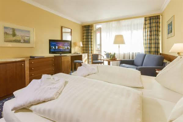 Thermenhotel Apollo Bad Füssing Екстериор снимка